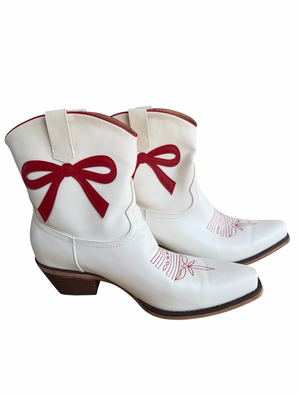 Marfa Roseanne White with Red Bow Accent Booties Size 8.5